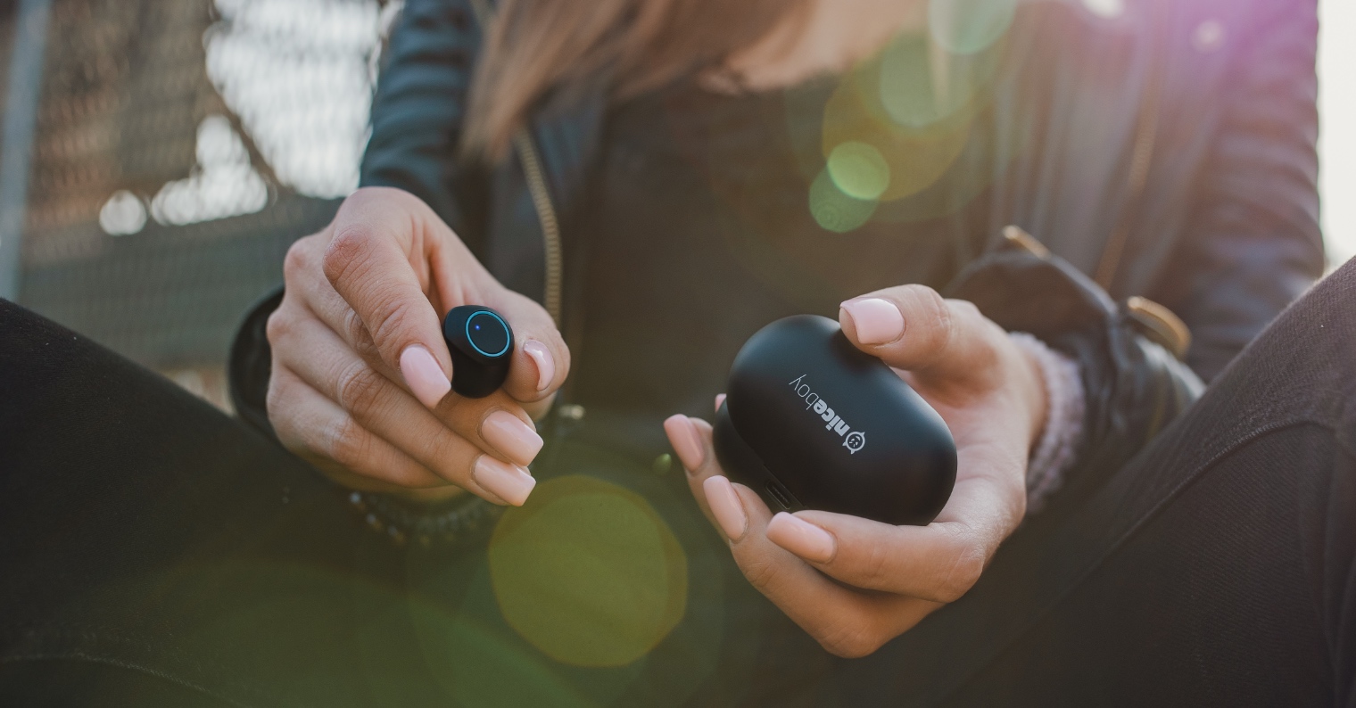 1520 794 Niceboy HIVE drops