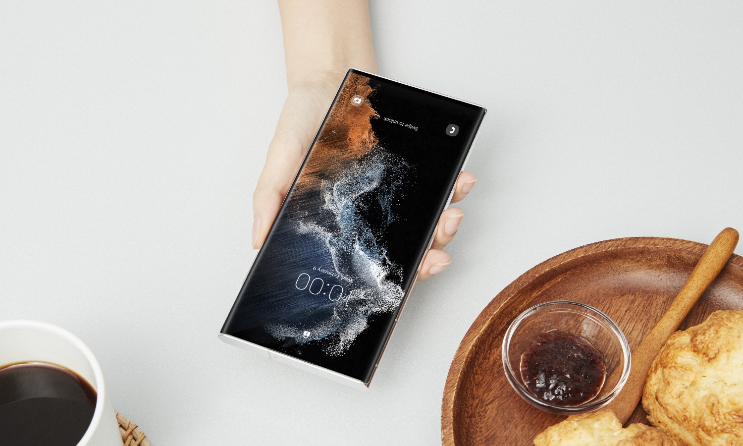 Galaxy S22 Ultra Front1 Phantom White design HI 2