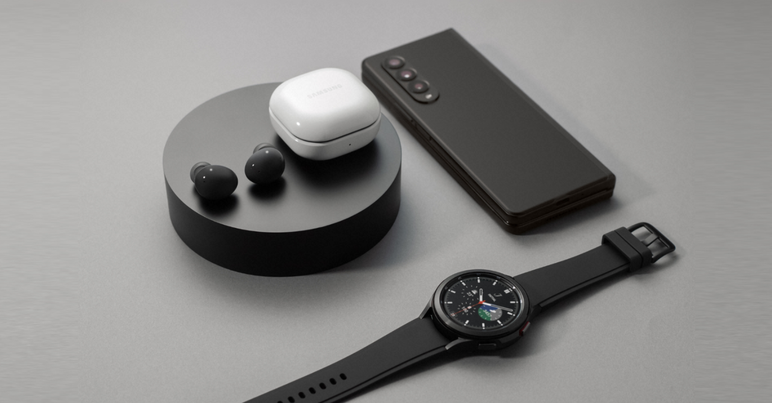 1520 794 Samsung Galaxy ZFold3 Watch4
