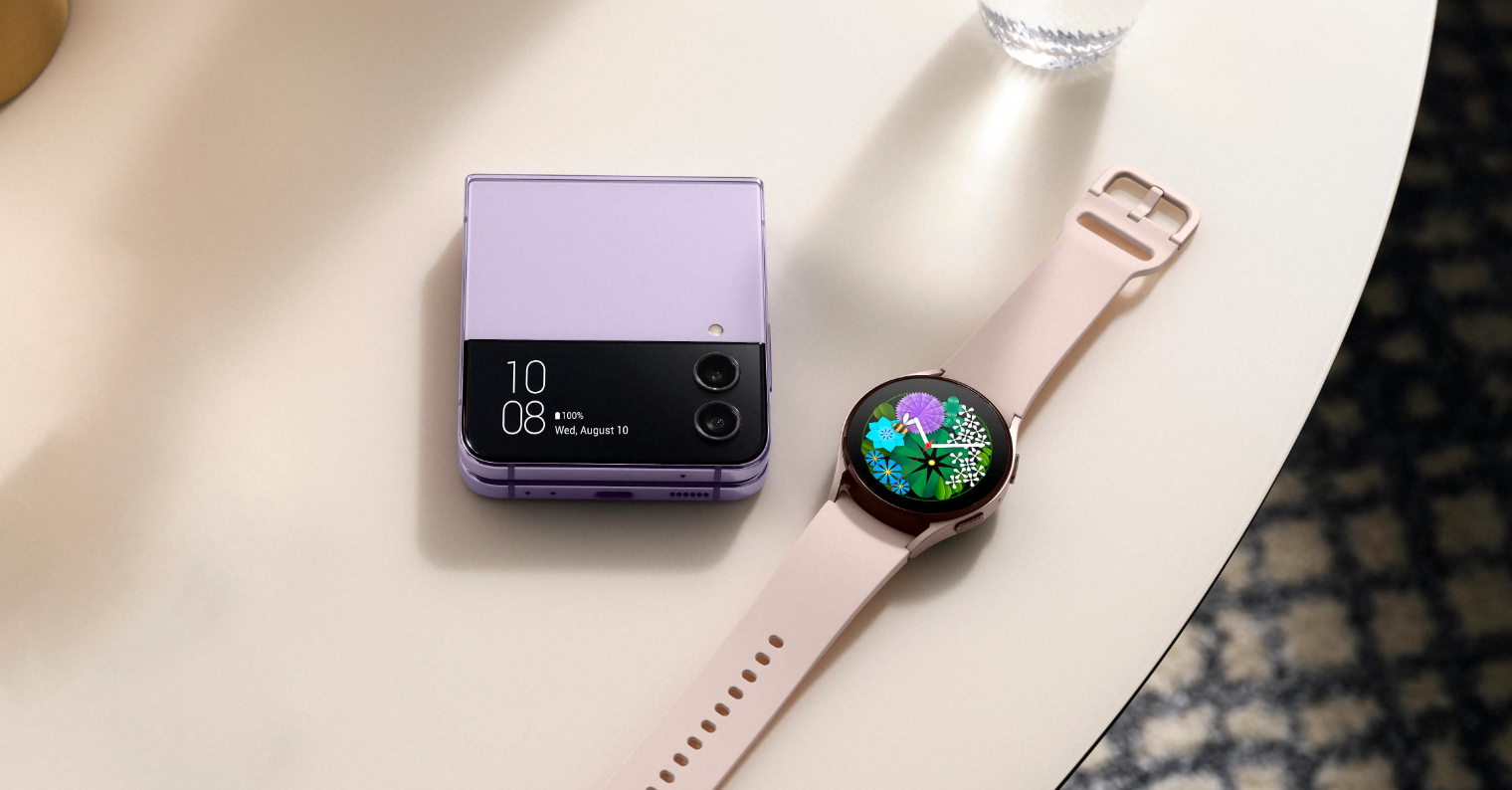 1520 794 Samsung Galaxy Z Flip4 Watch5