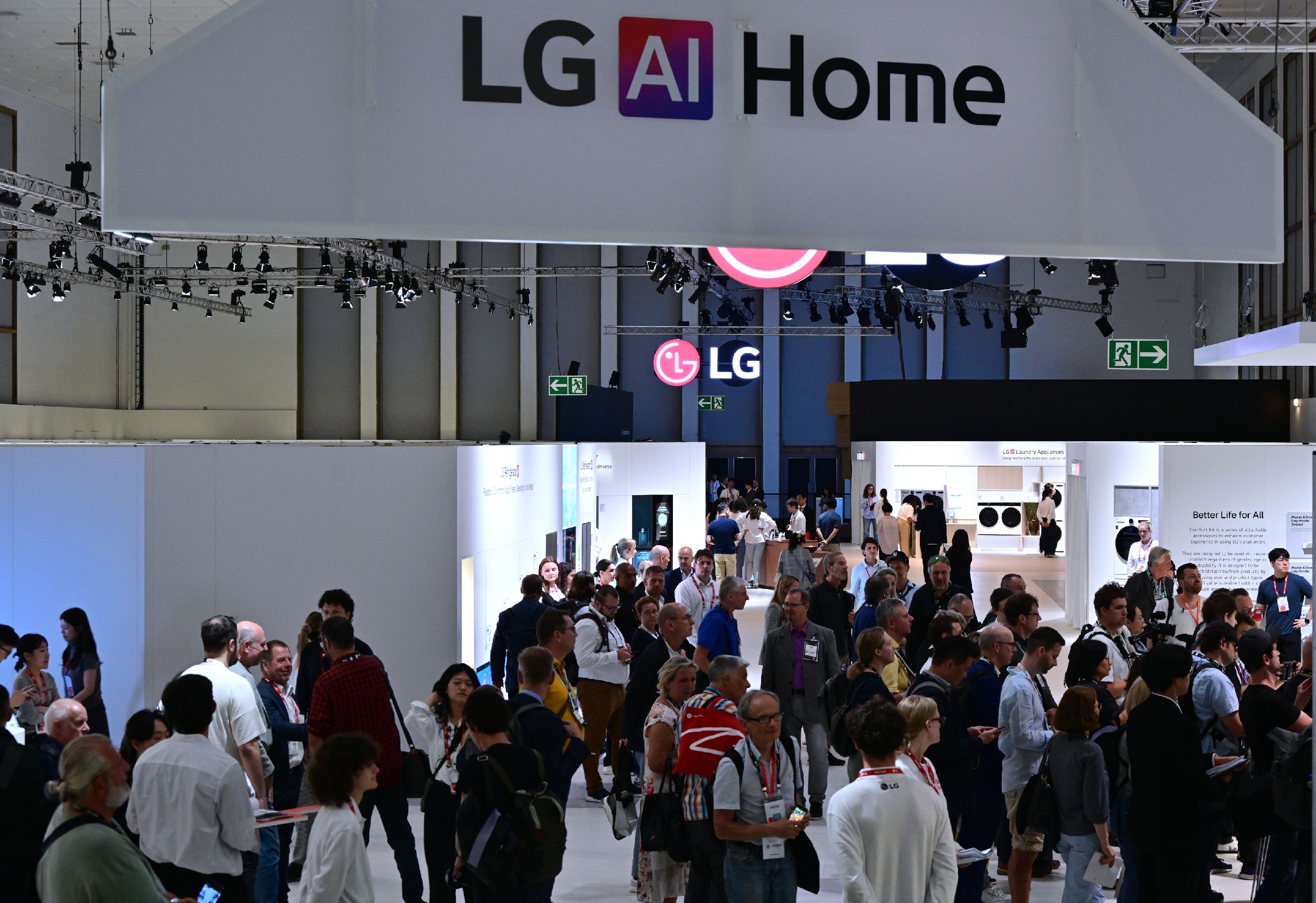 IFA 2025 LG Booth (4)
